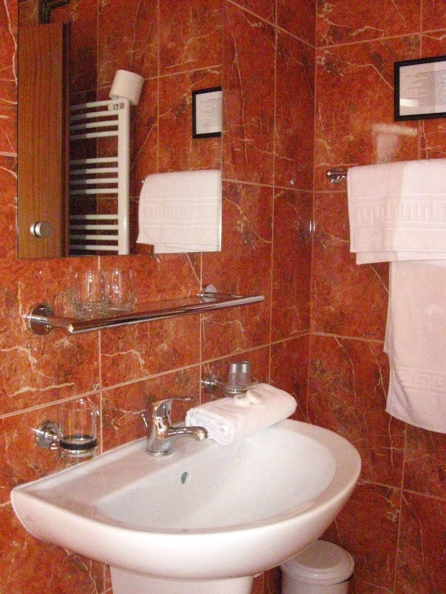 Tania-Frankfurt Hotel Bukareszt Zewnętrze zdjęcie